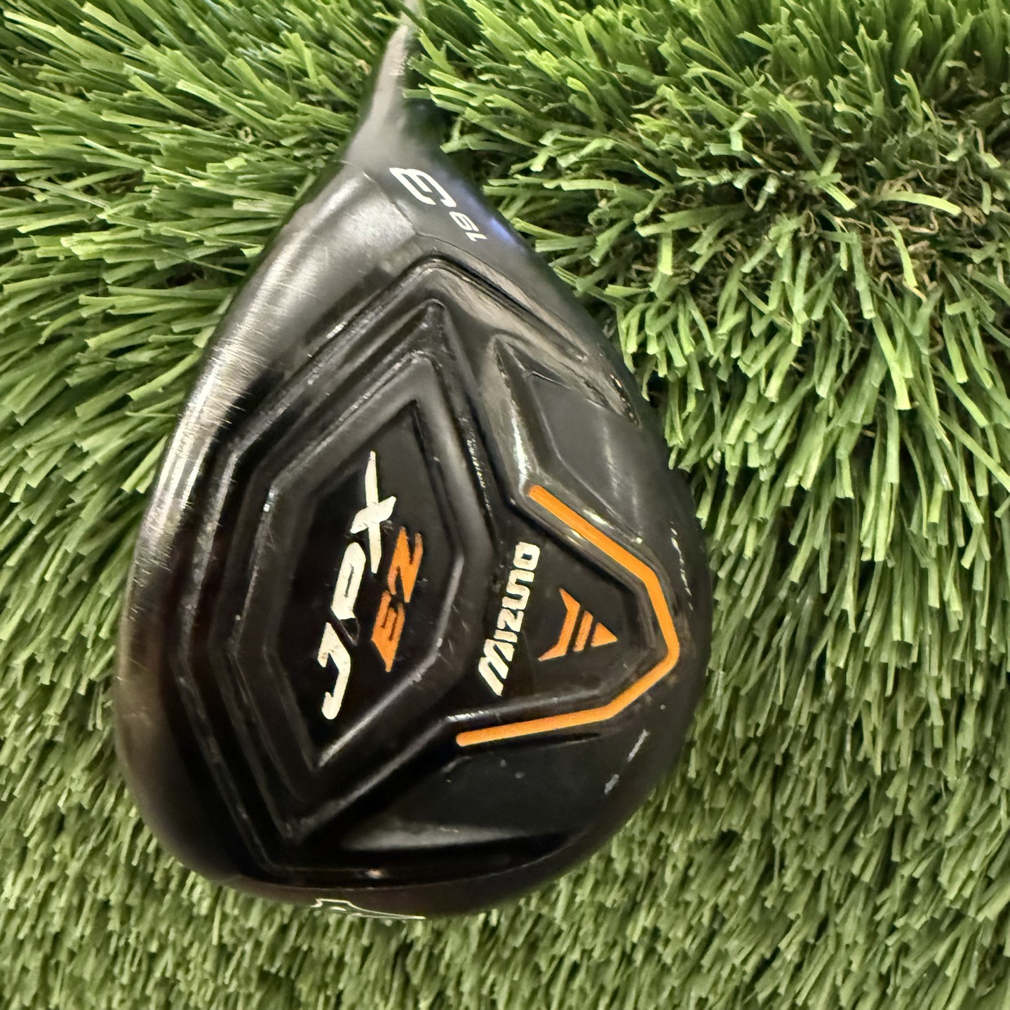 Mizuno JPX EZ RH 3 Hybrid With 19 Degrees Of Loft With R Flex