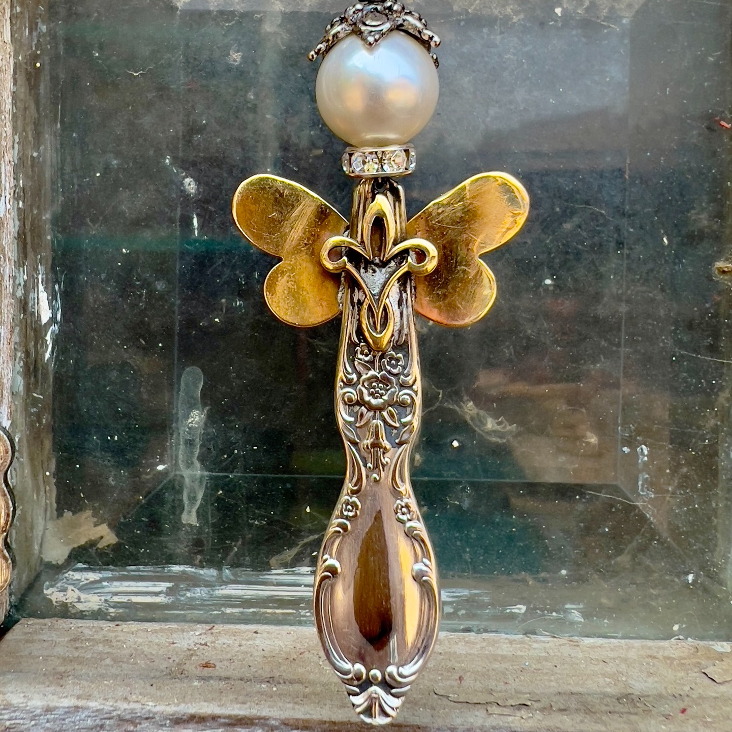 Spoon Angel #18 - Spoon Angel With Butterfly Wings & Fleur De Lis Plus A 30” Ball Chain