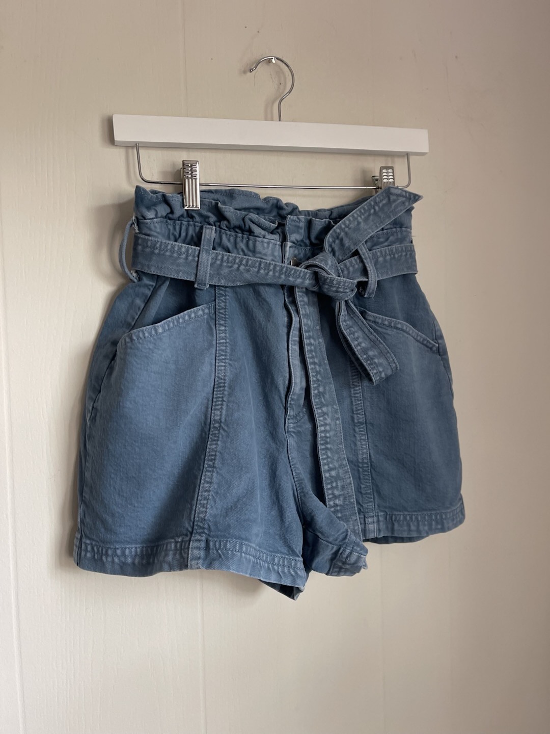 Threaded Pear Cielo Drawstring Pocketed Denim Shorts