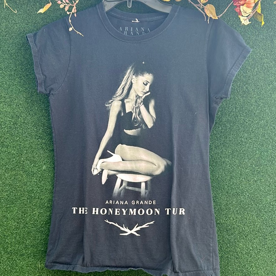 Vintage Ariana Grande Honeymoon Tour 2015 Black Babydoll T-shirt