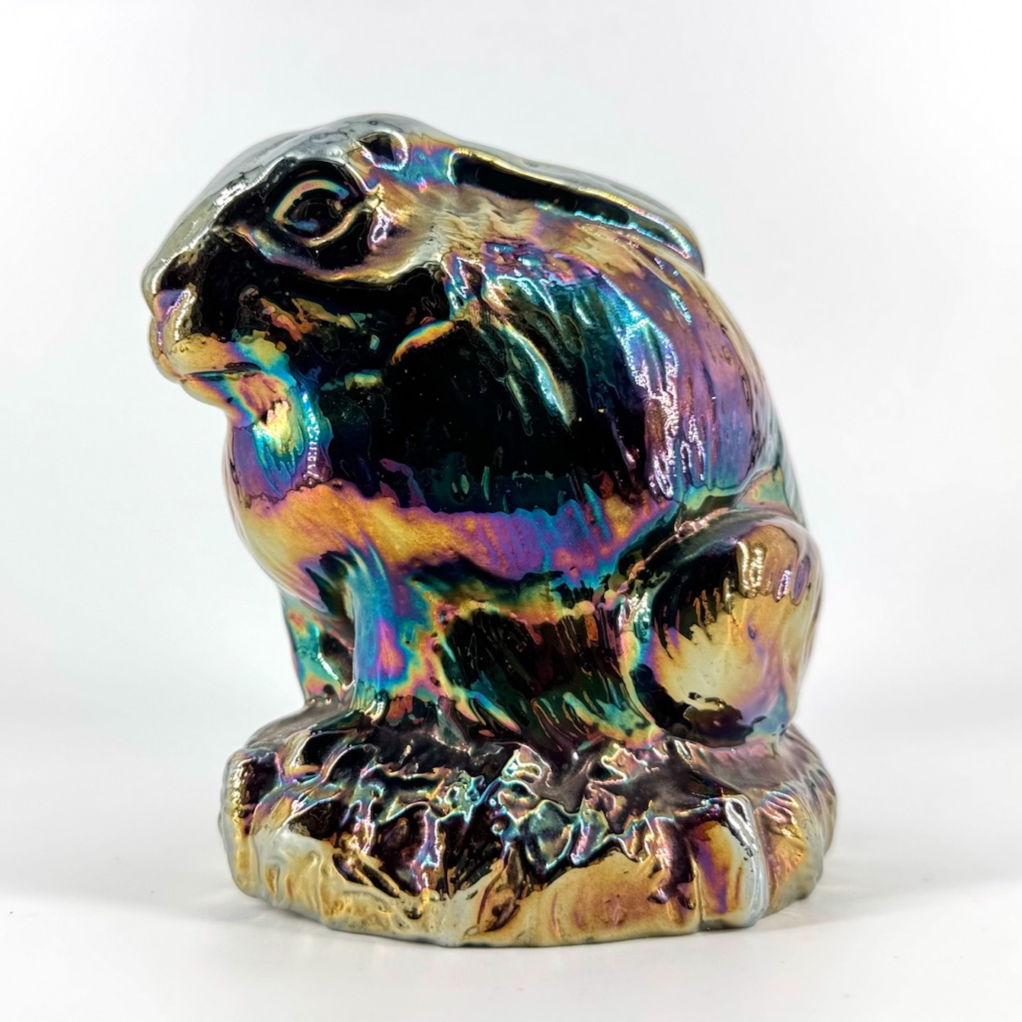 05. Fenton Amethyst Carnival Glass Bunny Rabbit Figurine (FS)