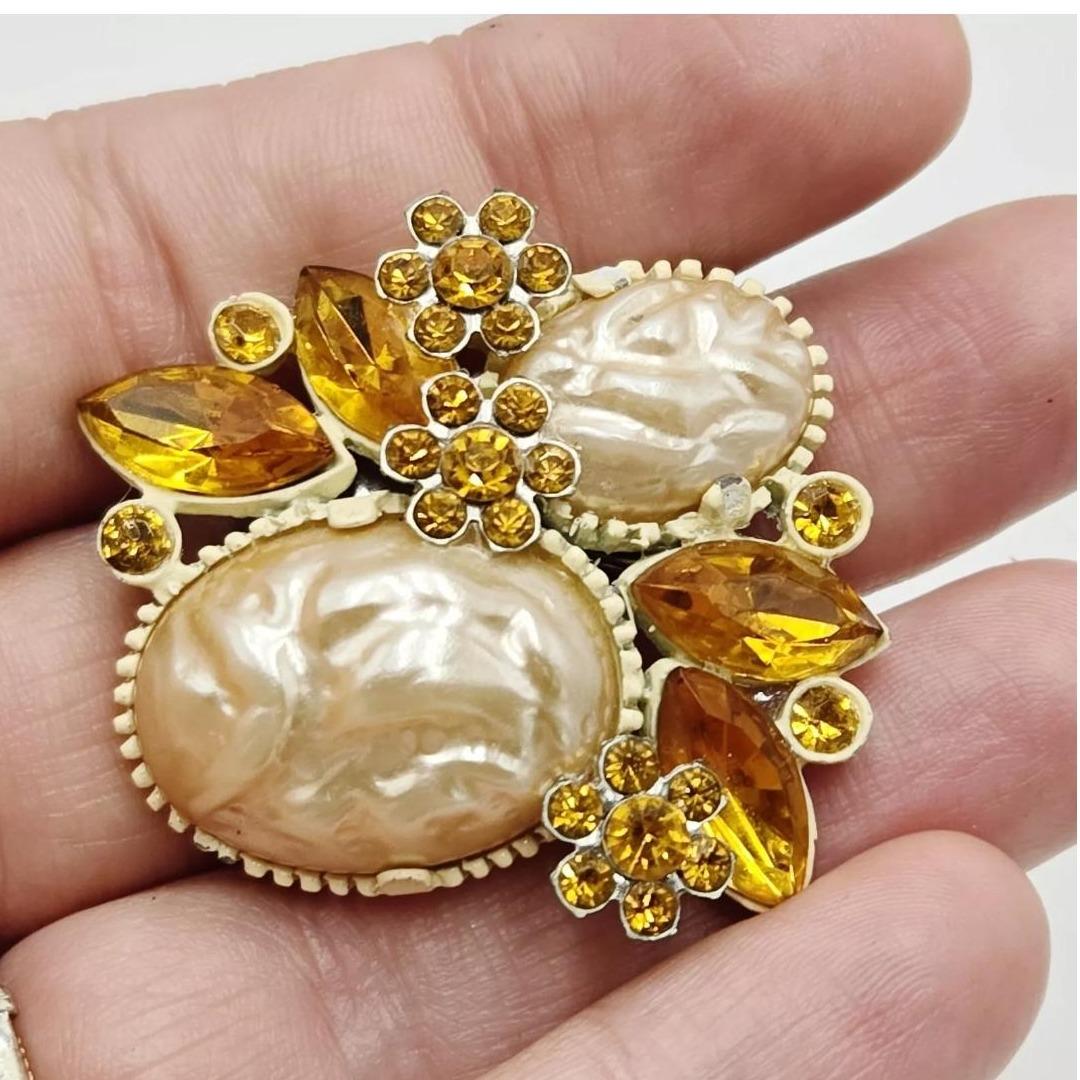 Vintage Large Citrine Color Glass Rhinestones Faux Pearl Brooch Pin ...