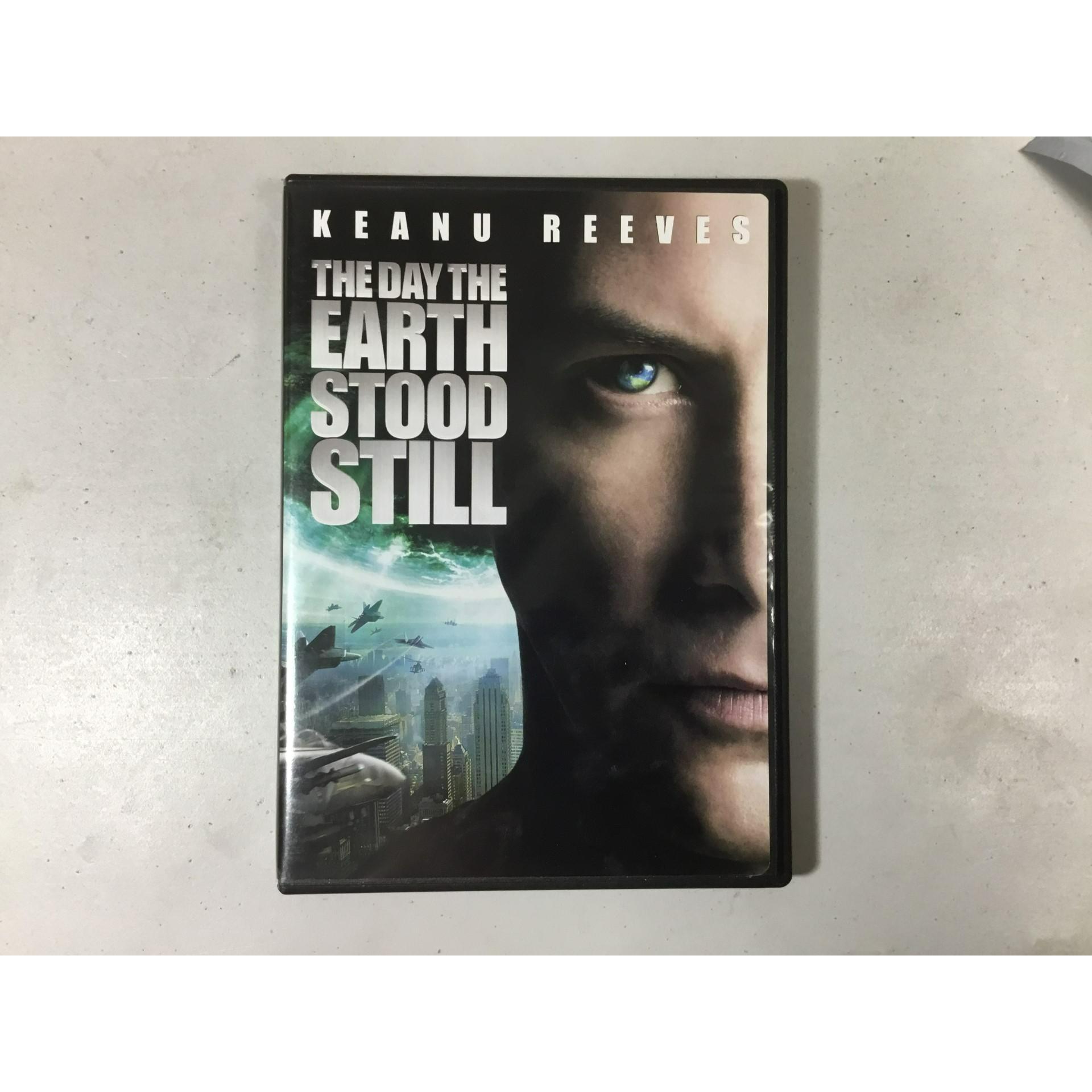 dvds-2-day-the-earth-stood-still-keanu-reeves-2008-remake-orig-1951