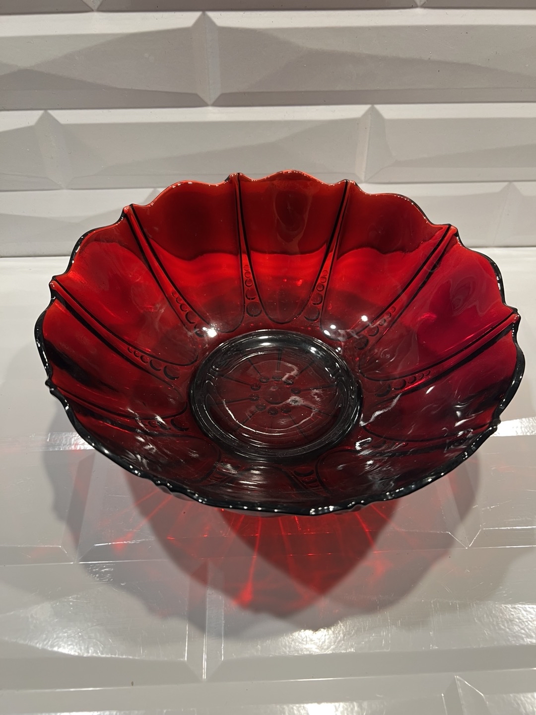 Anchor Hocking Ruby Red Oyster And Pearl 10.5 Inch Fruit Serving Bowl