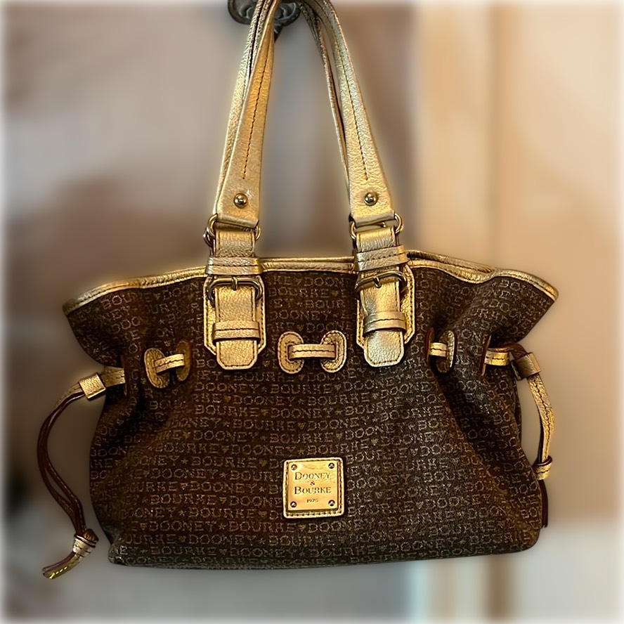 Sac Chiara Dooney & Bourke En Cuir Verni Noir - Occasion, Marque De Luxe