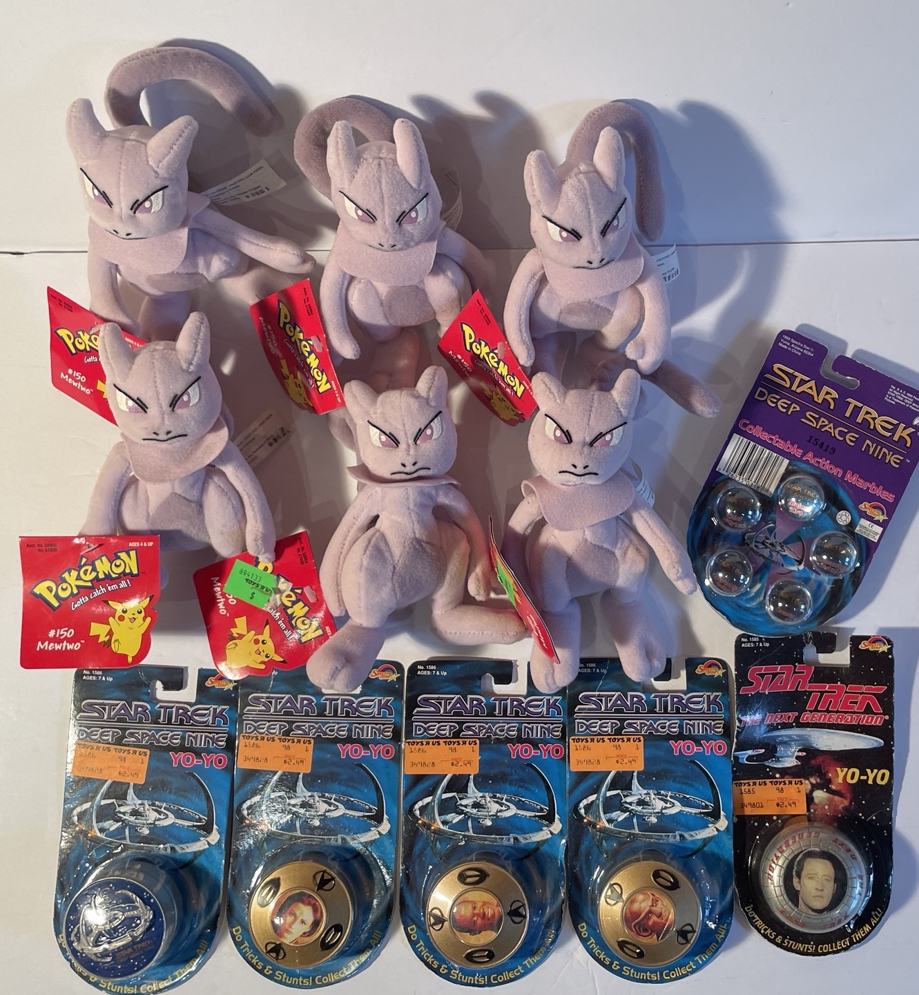 Vintage 1990s Toys r Us Pokemon Mewtwo (6) Plush & Star Trek Yo