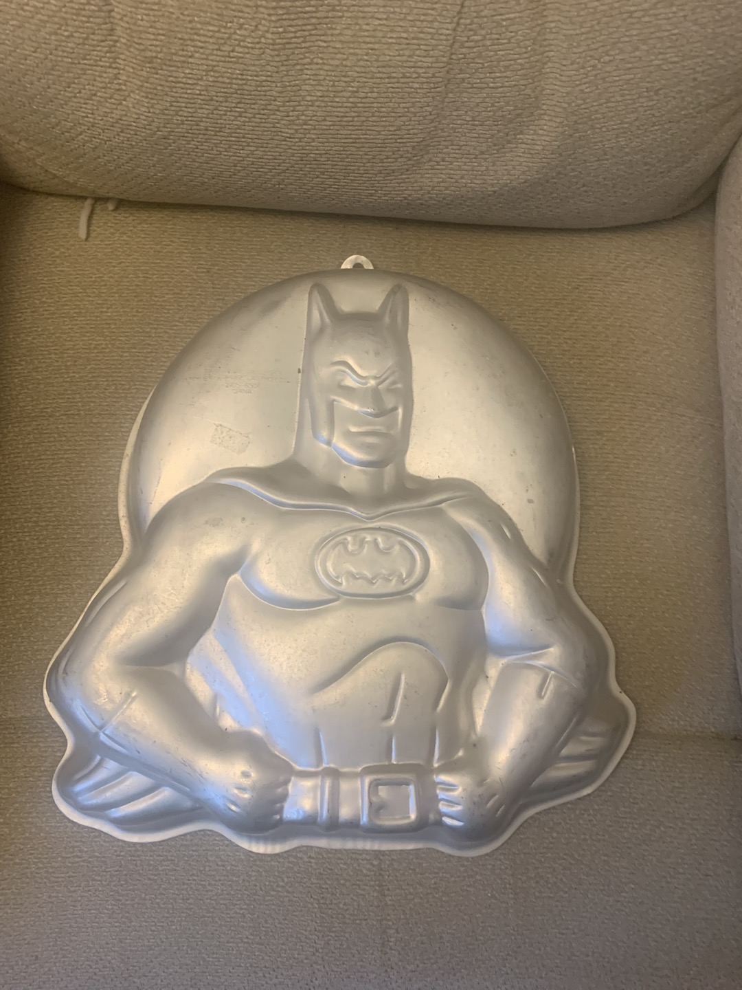 029 Wilton Batman Cake Pan 2105-650