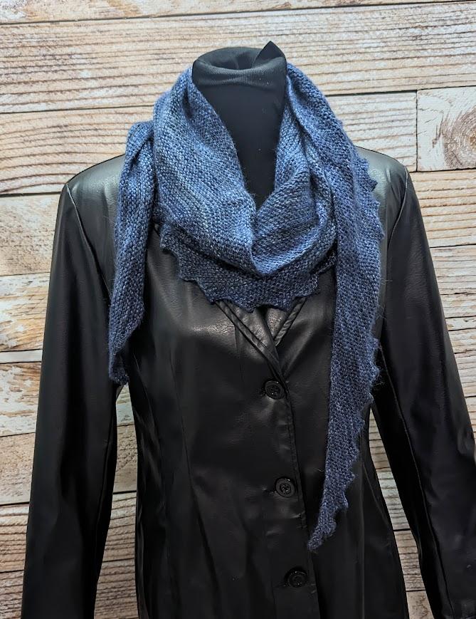 hitchhiker shawl with eyelets