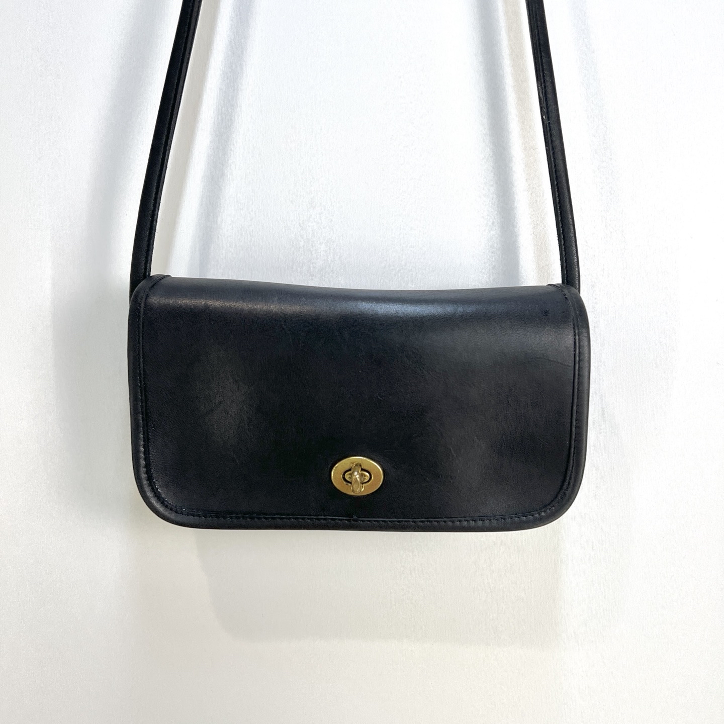 クリーニング済 NYC製 初期 old coach 9375 dinky bag クリーニング済 NYC製 初期 old coach 9375 dinky bag - メルカリ