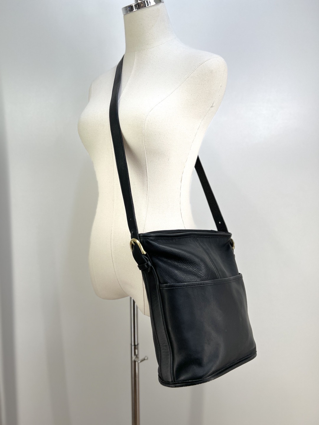 Coach Bleecker 4153 Leather Bucket Shoulder Bag Handbag Black