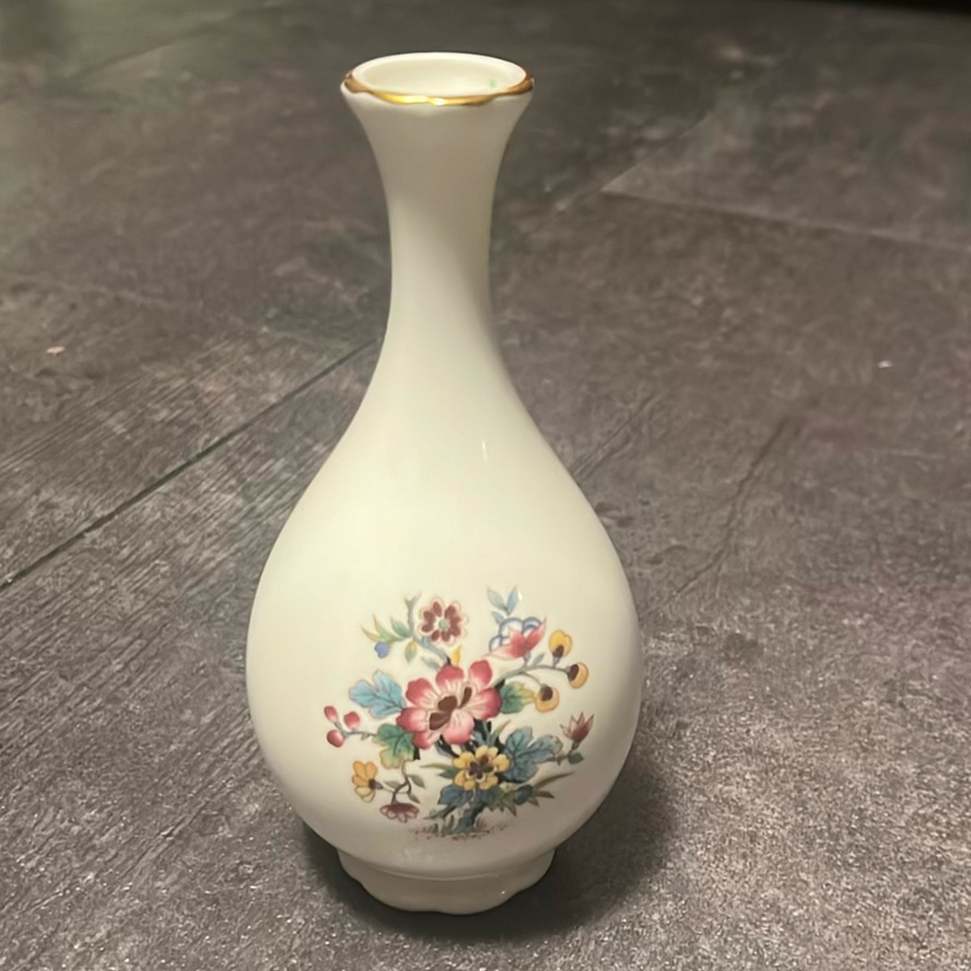 『お中元うー特価』　COALPORT 旧 『Ming Rose』 Set of 8 Coalport Bone China MING ROSE Demitasse Cups