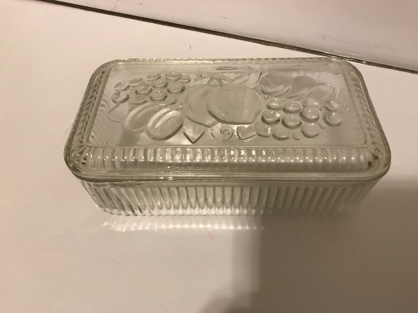 Vintage Federal Glass Ribbed Refrigerator Dish with Lid Embossed Fruit