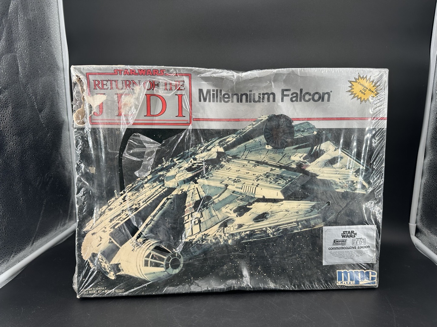 Vintage Millennium Falcon Kit. Box Has Damaged But Still Sealed