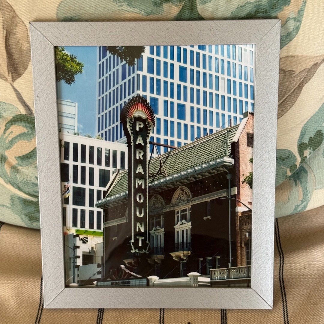 Paramount Sign Photo