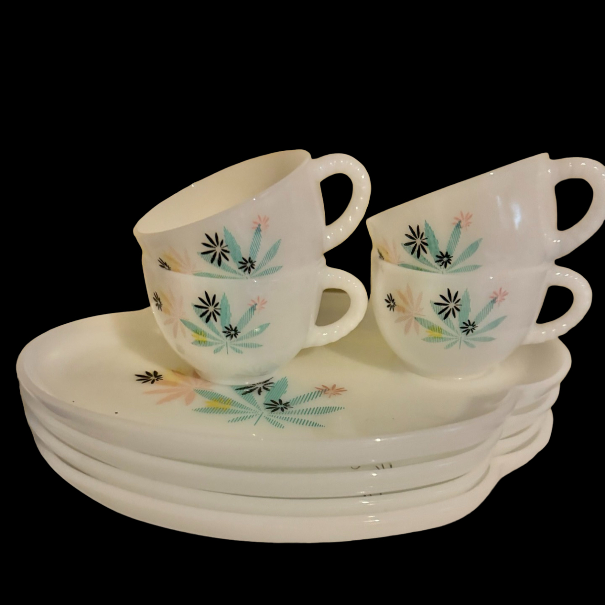Ensemble vintage  - Tasses (4) et plateaux (4), motif ATOMIC FLOWER, FEDERAL GLASS