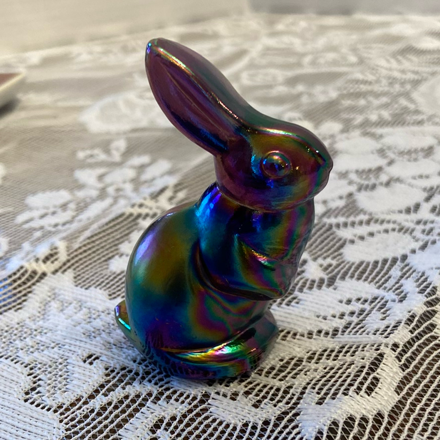 Fenton Art Glass Miniature Amethyst Carnival Glass Bunny/Rabbit Figurine
