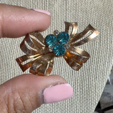 #26 - Jewelry As Shown Callout