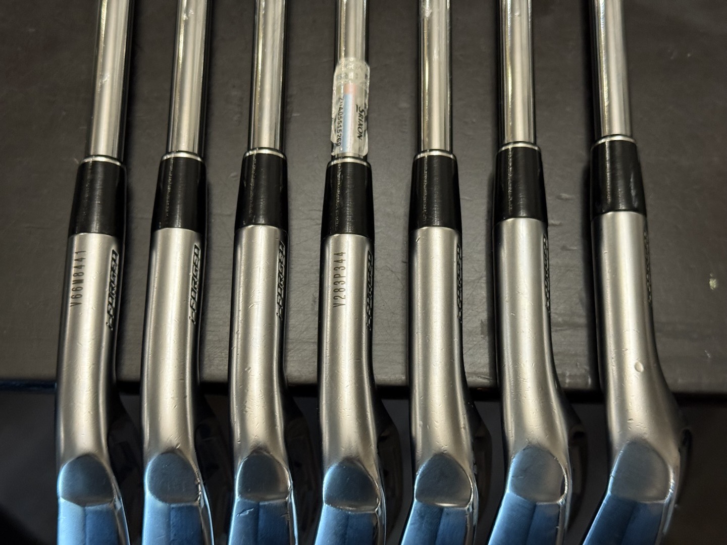 Srixon ZXi7 Iron Set 4-PW Mint Stiff Flex