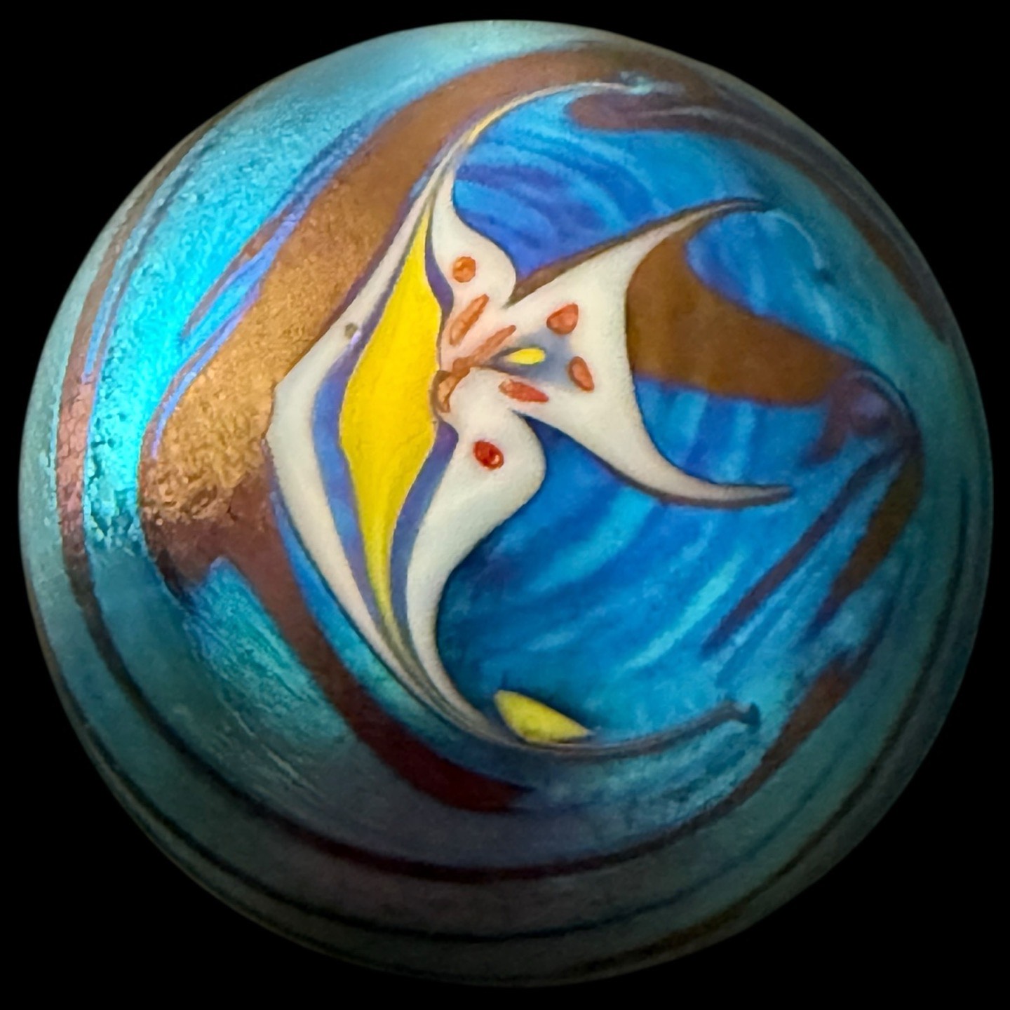 A Smyers Glass Angelfish Iridescent Paperweight 3”