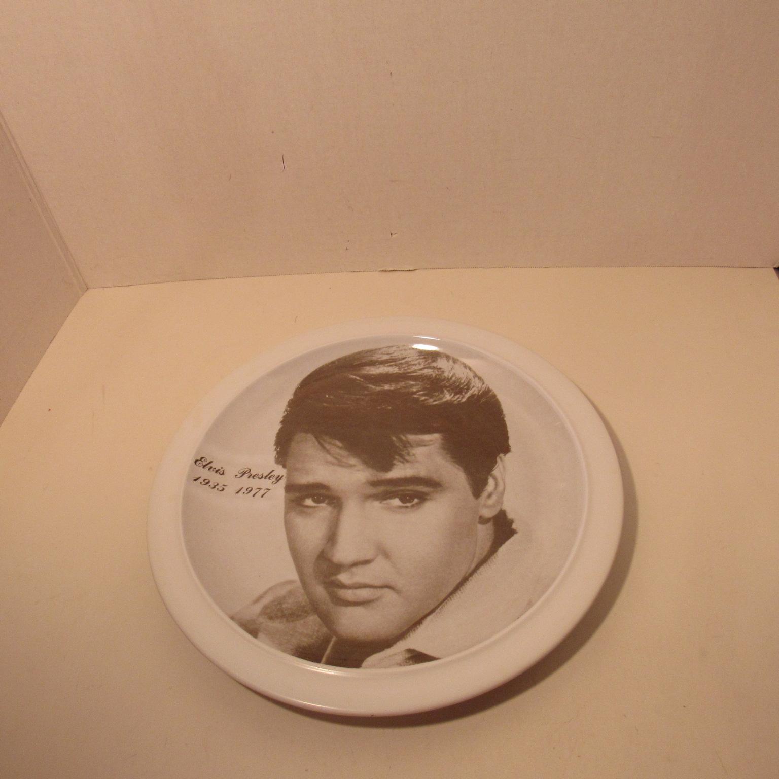 ELVIS PRESLEY Vintage Collectible Memorial 10