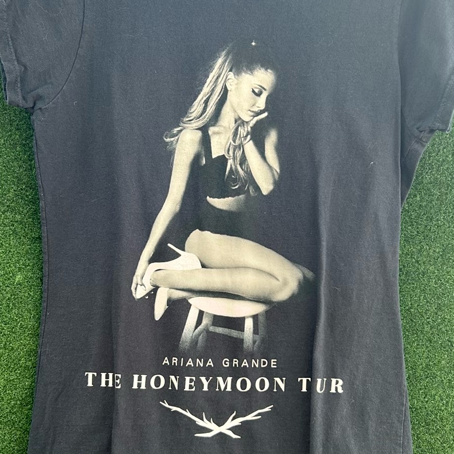 Vintage Ariana Grande Honeymoon Tour 2015 Black Babydoll T-shirt