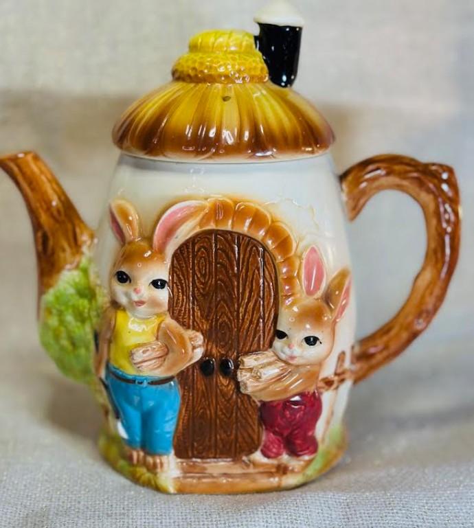 * vintage pot ୨୧ * ウサギさんの テリーヌポット ウサギのテリーヌポット | リボンときどきネコ