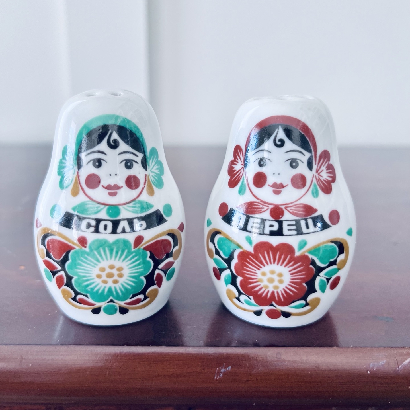 Russian Nesting Dolls Salt And Pepper Shakers