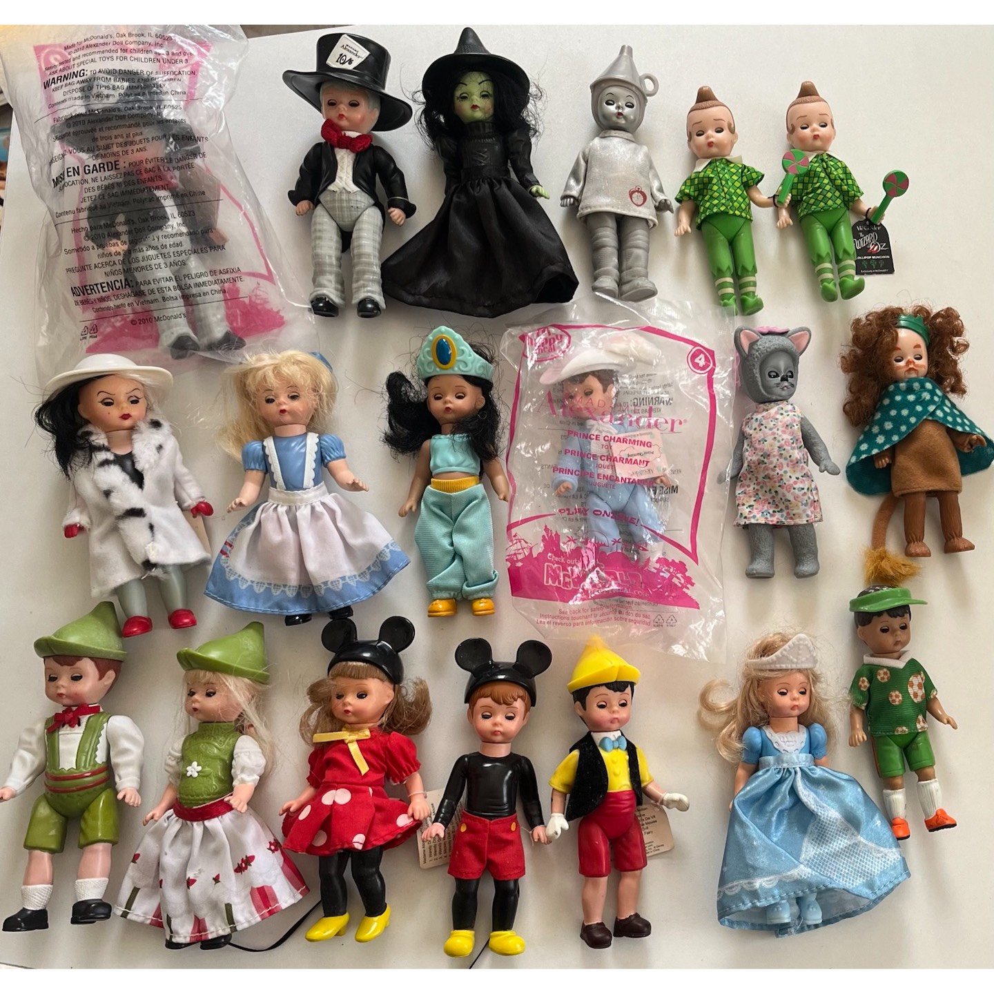 Lot of 19 Madame Alexander Dolls McDonald's Happy Meal Toys